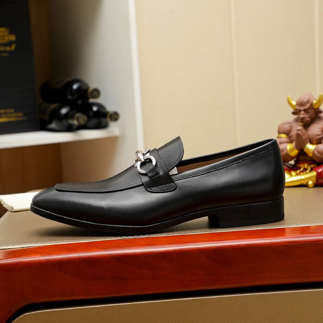 Men's shoes 💰600 🕷🕷🐂【Ferragamo】 Popular fashionable casual shoes🇨🇳Official website counter 1:1 production, original mold opening💯Good quality can be seen, imported high-end first-layer pebbled calfskin, water-dyed🐂leather lining🌿very clear texture, high-quality waterproof, non-slip and wear-resistant outsole🎋high quality and low price, truly handmade🍓, 7 colors available! Code number 38-44 (45. To be customized)
